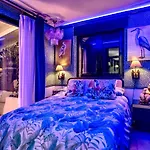 Excellent Apartment Penthouse In The Center Madrid